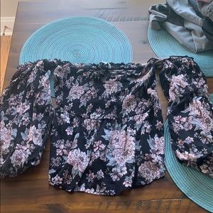 American eagle off the shoulder top